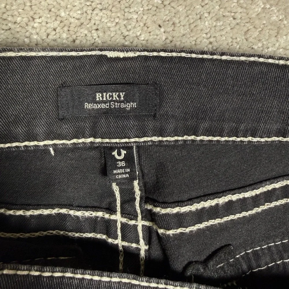 NWT True Religion Ricky Big T Flap Straight Men's‎ 36x33 Jeans Grey Smoky Denim